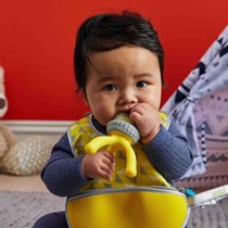 Sucette grignoteuse bébé B.box en silicone innovante